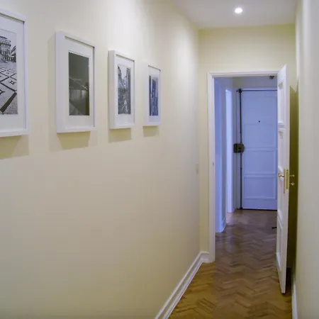 Almirante 1 Four Bedrooms Daire *