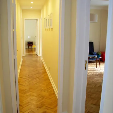 Almirante 1 Four Bedrooms Lissabon