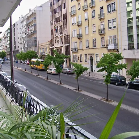 Almirante 1 Four Bedrooms Лісабон