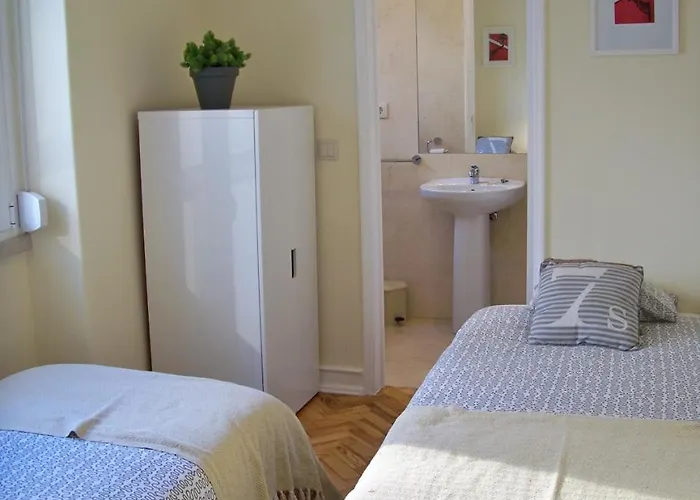 Almirante 1 Four Bedrooms