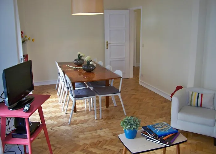 Апартаменти Almirante 1 Four Bedrooms Лісабон