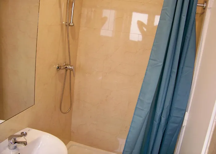 Almirante 1 Four Bedrooms Лісабон